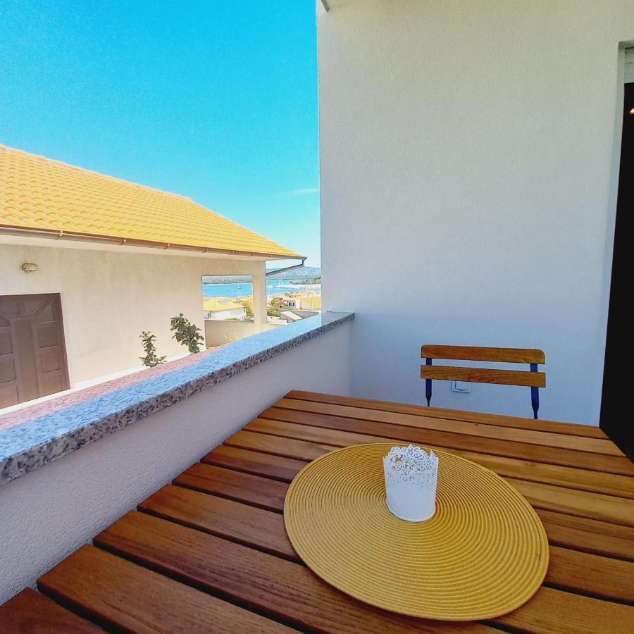 Apartments M & L 穆泰尔岛 外观 照片